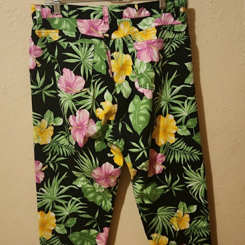 EUC Ralph Lauren Floral Cropped Pants - Black, Yellow, Pink, Green, Size 14 - Picture 4 of 6